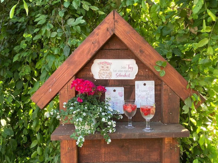 Helle Wohnung Mit Wintergarten - Nahe Ruhrgebiet Und Freizeitpark Movie Park Bottrop Eksteriør bilde